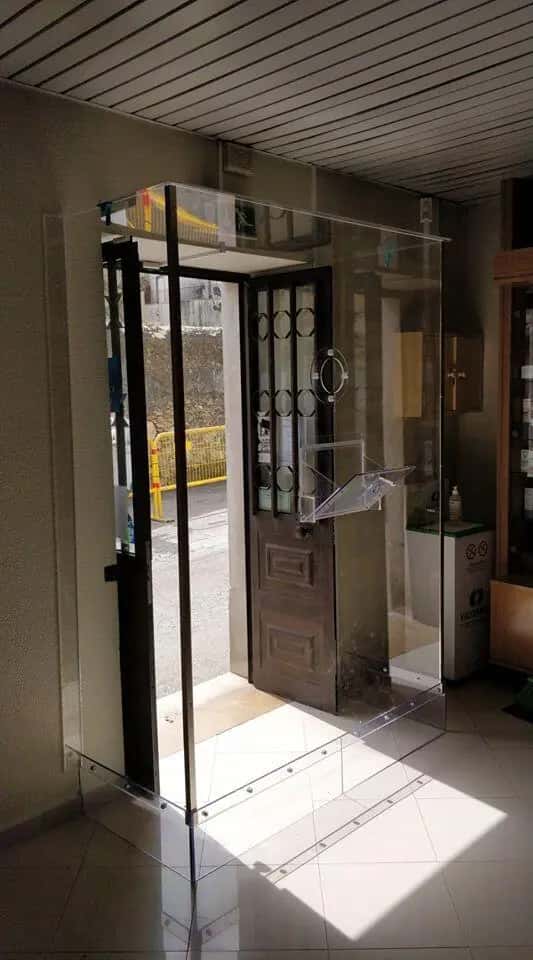 Camera de protecção para farmácia