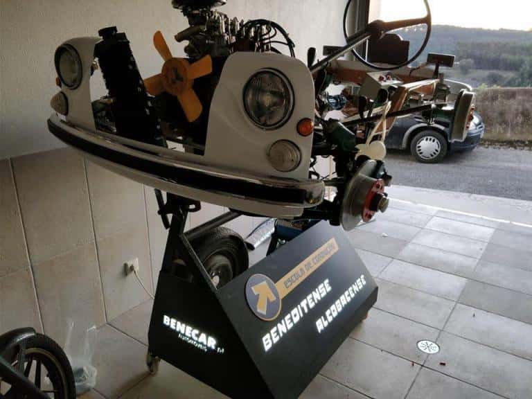 Caixa de luz para Escola de Condução Beneditense